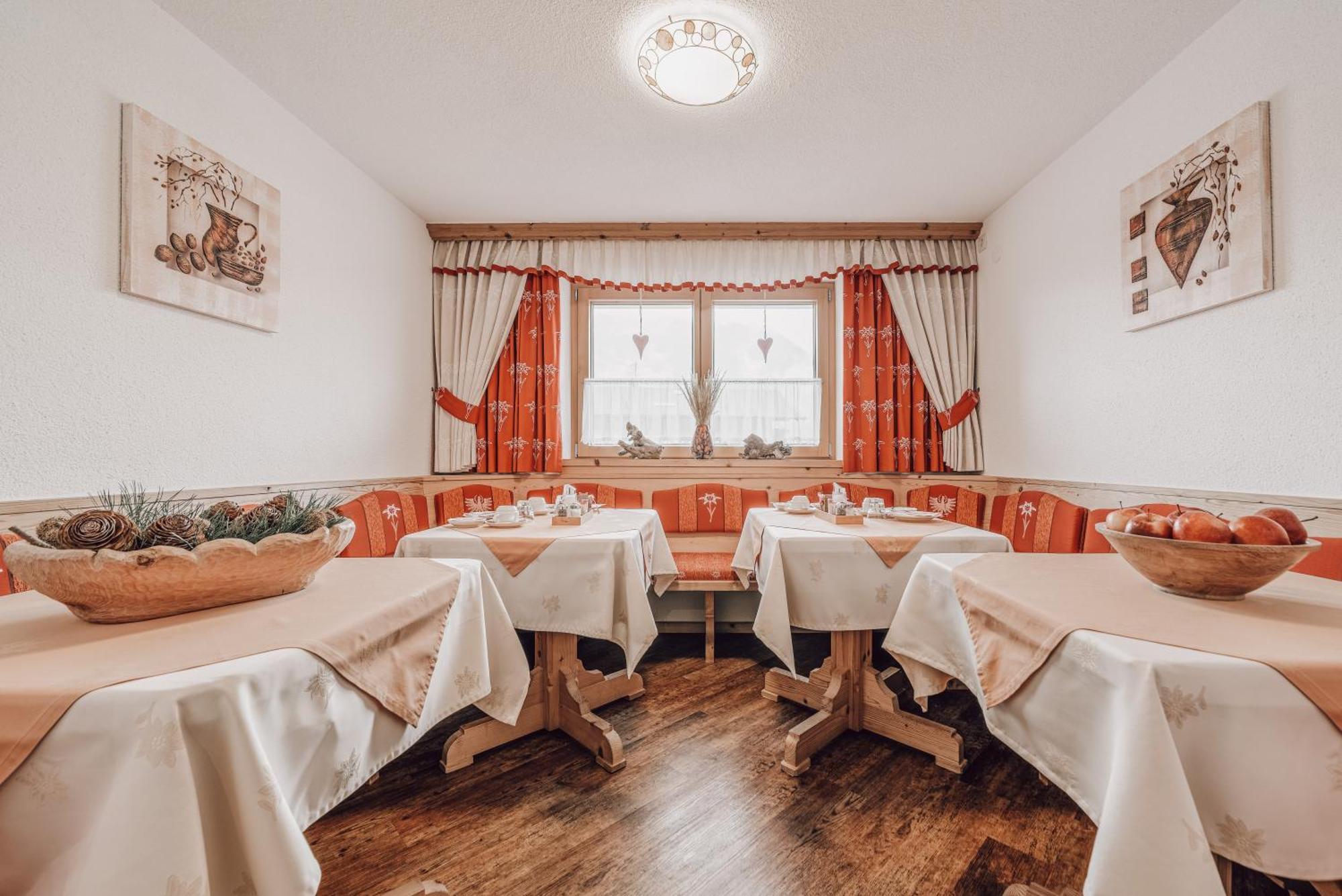 Bed and Breakfast Auer-Fiegl Зёльден Экстерьер фото